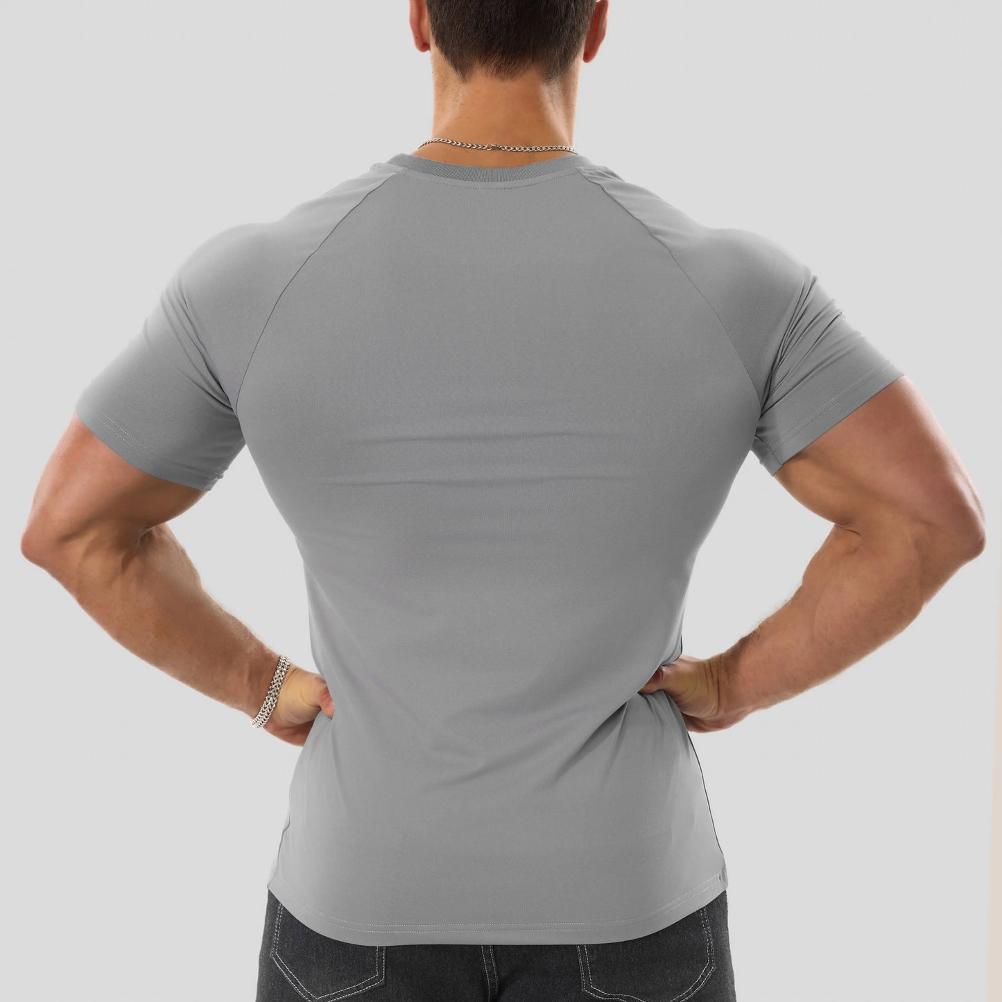Men's Raglan Sleeve Athletic T-Shirt for Workout and Casual Wear