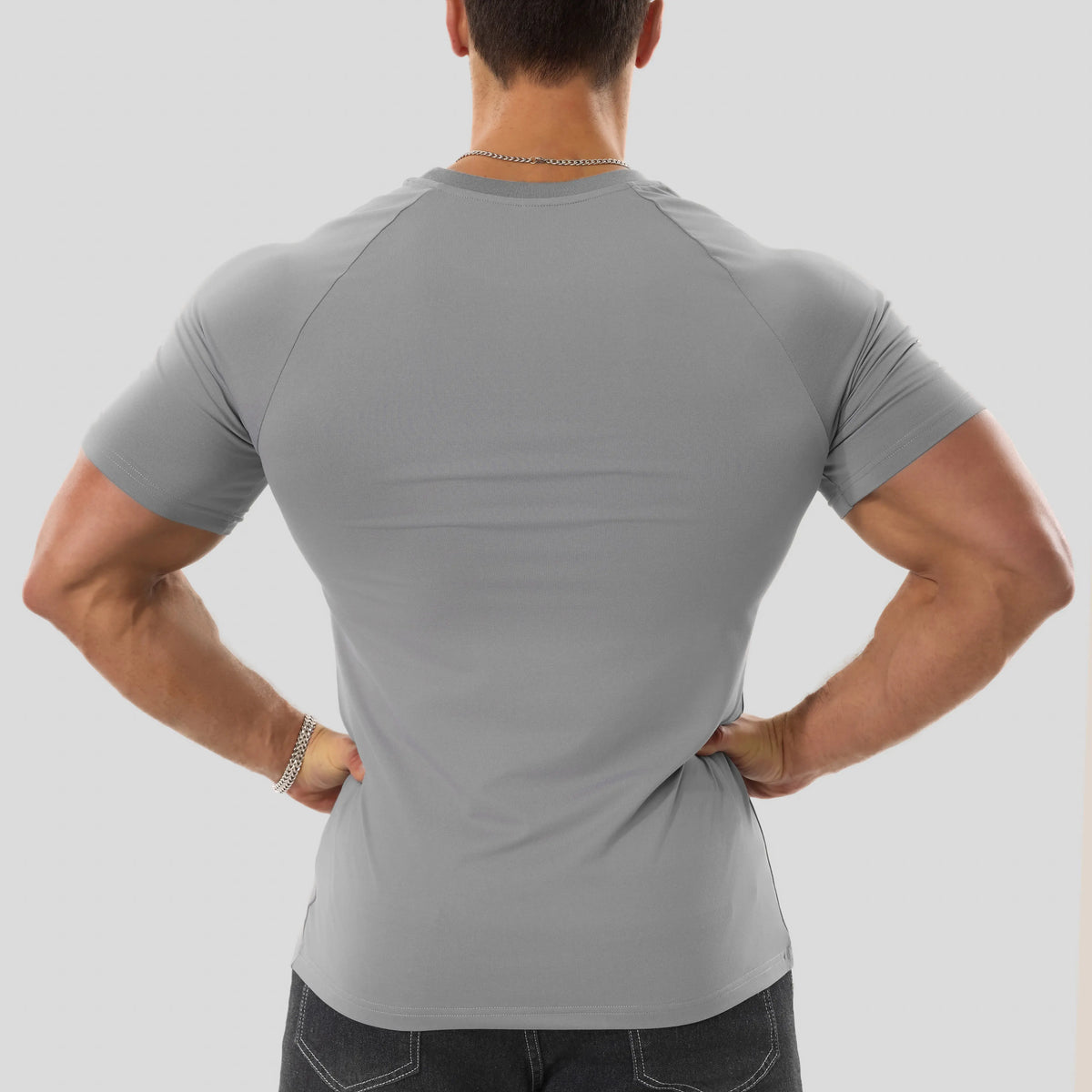 Men's Raglan Sleeve Athletic T-Shirt for Workout and Casual Wear